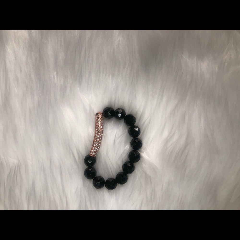 Black and rose gold beaded bracelet